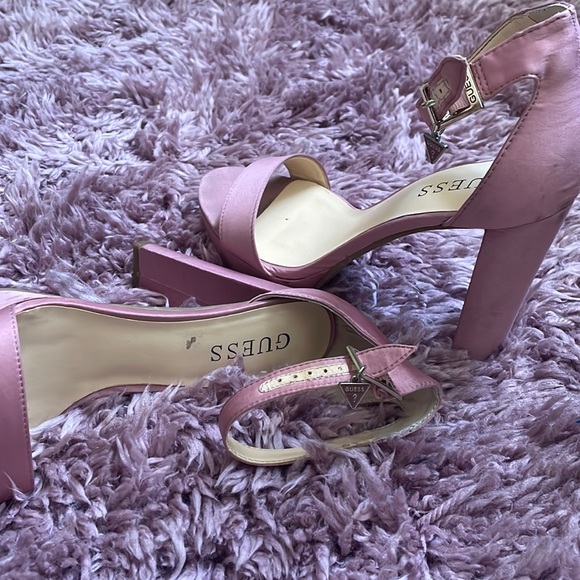 Guess Dust Pink Heels - Picture 4 of 4